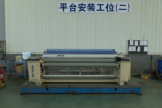 Elektronischer Schaftmaschinen-Webstuhl mit 1000 U/min  3.6m Wasser Jet Looms Textile Warping Machine