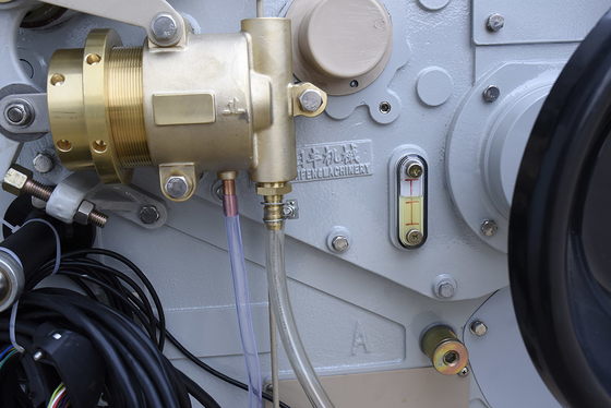 851 Baumwollweberei-Webstuhl Wasser-Jet Machine Textile Cam Sheddings 3.8kw