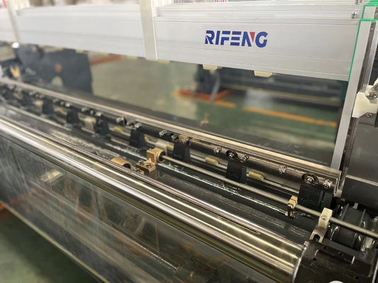 Doppeltes Webstuhl-Schaftmaschinen-Verschütten Düsen-Luft-Jet Looms Let Off Textiles