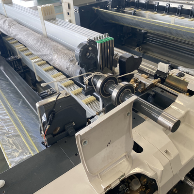 Drei Düsen-Doppelpumpe-Wasser-Jet Looms Spare Parts Weaving-Maschinen-Touch Screen