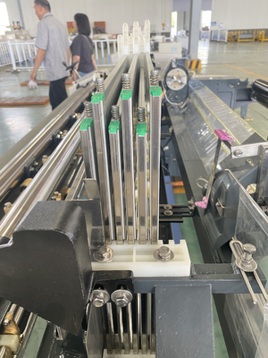 Mechanisches Wasser Jet Loom Weaving Machine des doppelte Düsen-elektronisches Schaftmaschinen-Webstuhl-210cm