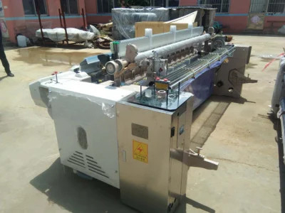 Doppelte Düsen-Schaftmaschine, die Wasser mit hoher Dichte Jet Loom Based On Tsudakoma 8100 verschüttet